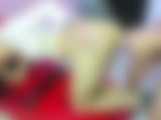 Live cam show with KimberlyHoward - Threesome on Cam Slut