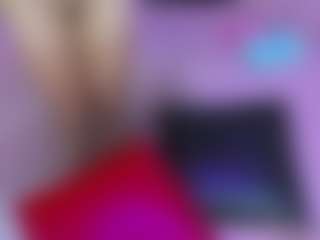 Live cam show with KimberlyHoward - Nipple Piercings on slutload
