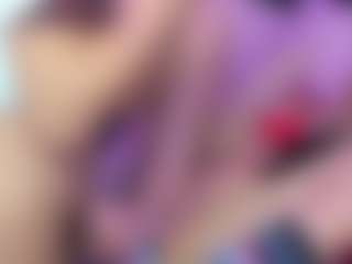 Live cam show with KimberlyHoward - Small Tits on Camsoda