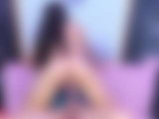 Live cam show with KimberlyHoward - Brown Eyes on Camsoda