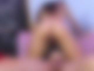 Live cam show with KimberlyHoward - Brown Eyes on Camsoda