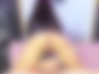 Live cam show with KimberlyHoward - Squirt on chickslive.net