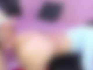 Live cam show with KimberlyHoward - HD on SquirtSoMuch