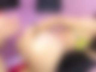 Live cam show with KimberlyHoward - Nipple Piercings on thefappeningchat.com