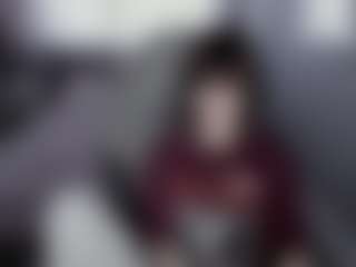 Live cam show with Loly-Cutt1e - Dance on Cam Slut