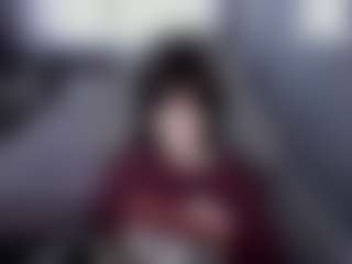Live cam show with Loly-Cutt1e - Shaved on TastyBlacksLive