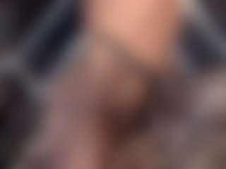 Live cam show with MikeOtthon - Tease on CamClone
