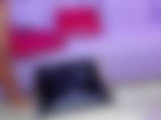 RiverThomas's Live Sex Cam Show