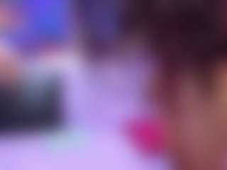 Live cam show with RiverThomas - Colombia Young Adult on CamSextacy