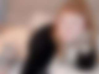 Live cam show with Roxy-Moor - Flirt on Milfs Live
