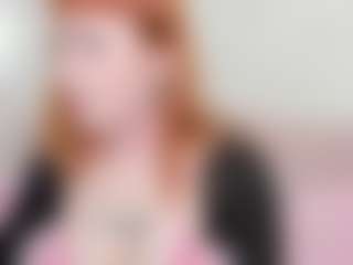 Live cam show with Roxy-Moor - Chubby on luckytryst.com