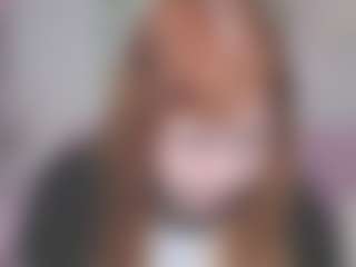 Live cam show with Roxy-Moor - College on madthumbs