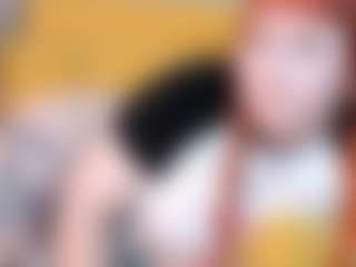 Live cam show with Roxy-Moor - Blue Eyes on https://playwithruby.com