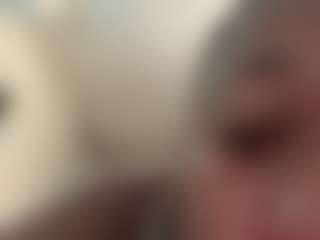 thickness2sweet's Live Sex Cam Show