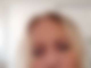 urfutureex's Live Sex Cam Show