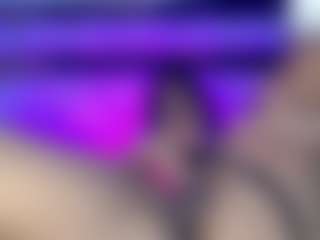 AlaiaKattz's Live Sex Cam Show