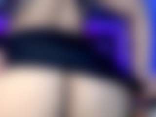 AlaiaKattz's Live Sex Cam Show