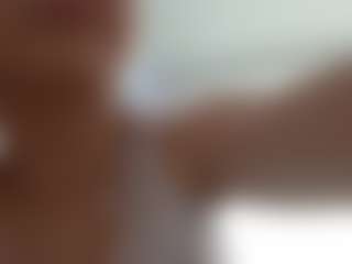 Live cam show with Ria - Facial Piercings on Strip Flash - Live Sex Shows