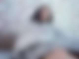 Live cam show with Ria - Nipple Play on StripNow
