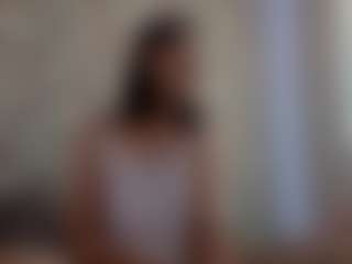 Live cam show with Ria - Skinny on StripNow