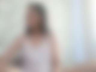 Live cam show with Ria - Facial Piercings on AdultVida.com