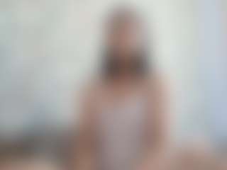 Live cam show with Ria - Average on Milfs Live
