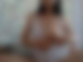 Live cam show with Ria - Ass Clapping on hrnylive.com