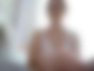 Live cam show with Ria - Asian Squirt on Chatstar