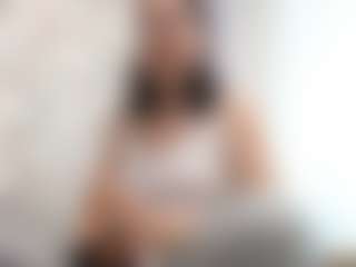 Live cam show with Ria - Shaved on livesexfox.com