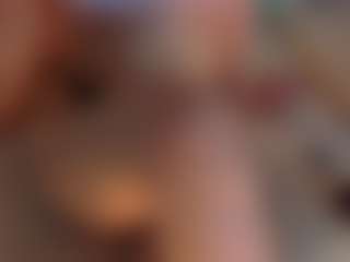 Live cam show with DellaBerliner - Sexting on MyBangCams