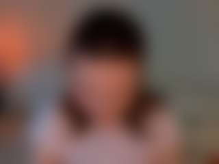 Live cam show with DellaBerliner - Moaning on fuklive.com