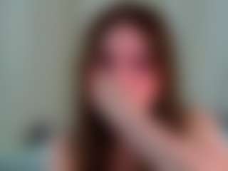 Live cam show with DellaBerliner - Teen (18+) on SpankPalCams