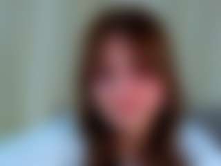 Live cam show with DellaBerliner - Natural on Camsoda
