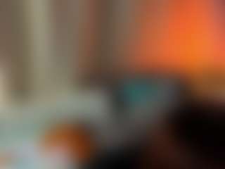 Live cam show with DellaBerliner - Spank on Lustler