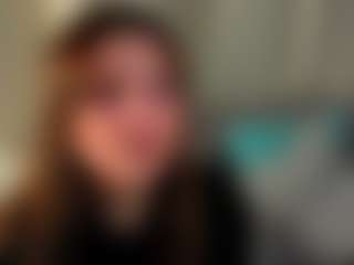 Live cam show with DellaBerliner - Young Adult on pussylord.com