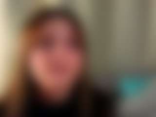 Live cam show with DellaBerliner - College Teen (18+) on testsause.com
