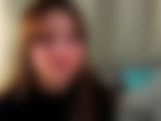 Live cam show with DellaBerliner - Natural on LiveSexCams6