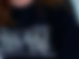 Live cam show with DellaBerliner - Blonde Hair Shaved Pussy on Strip Flash - Live Sex Shows