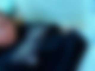 Live cam show with DellaBerliner - Tease Big Tits on Mixed Magazine Live