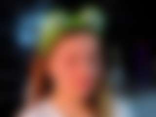 Live cam show with DellaBerliner - Nora on xxxlivecams.org