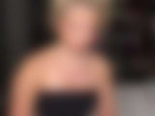 ellie-scott's Live Sex Cam Show