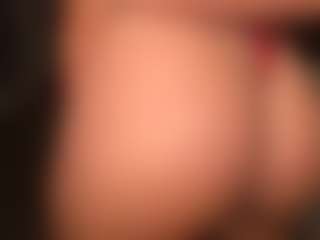ellie-scott's Live Sex Cam Show