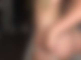 ellie-scott's Live Sex Cam Show