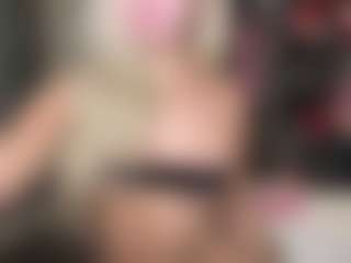 ellie-scott's Live Sex Cam Show