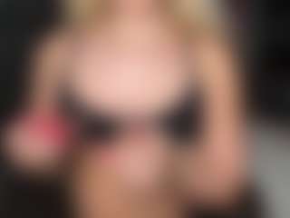 ellie-scott's Live Sex Cam Show