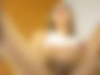 Live cam show with estephanydoll - Brown Eyes on EXY