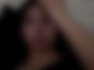 Live cam show with FelisaHarvath - Average on chickslive.net