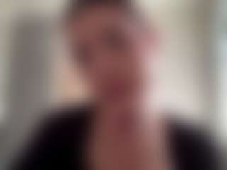 Live cam show with FelisaHarvath - Brown Hair on Dare Cams