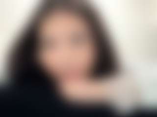 Live cam show with FelisaHarvath - Average on Milfs Live