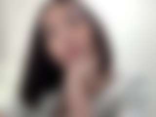 Live cam show with FelisaHarvath - Flashing on Dolls Live